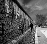 Berlin Wall Walker BW