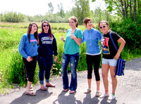 5 Girls at Tennant Lake